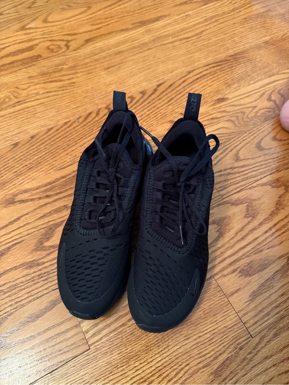 Nike Women’s Black Air Max 270 Sneakers - Picture 3 of 7